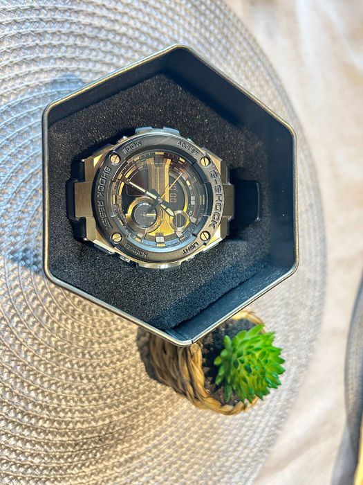 Мъжки часовник CASIO G-SHOCK G-STEEL GST-200CP