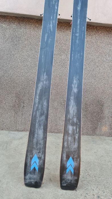 Schiuri/Ski de TURĂ KASTLE TX90 de 184 cm