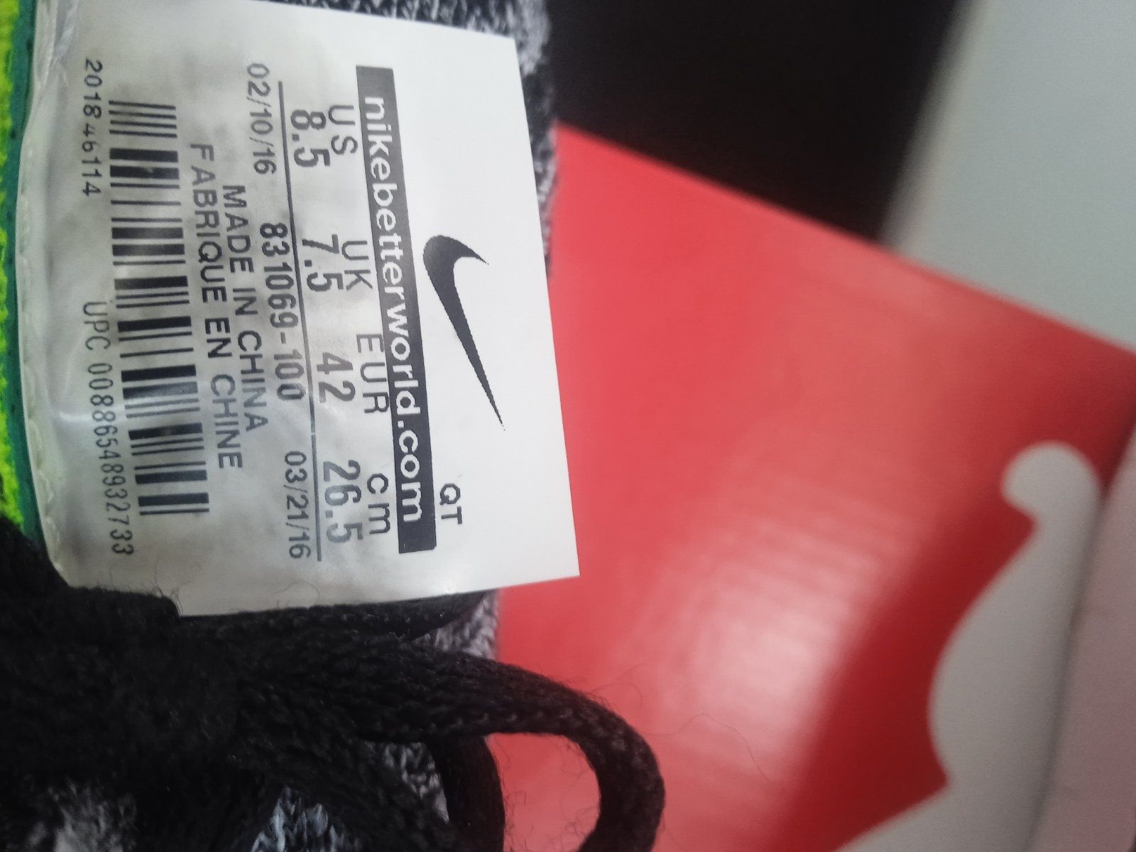 Original NIKE 42