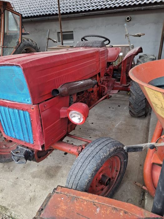 Tractor 550  cutie o maneta