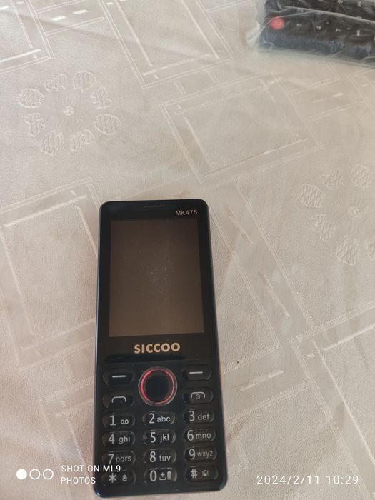 Продам телефон  Siccoo MK475