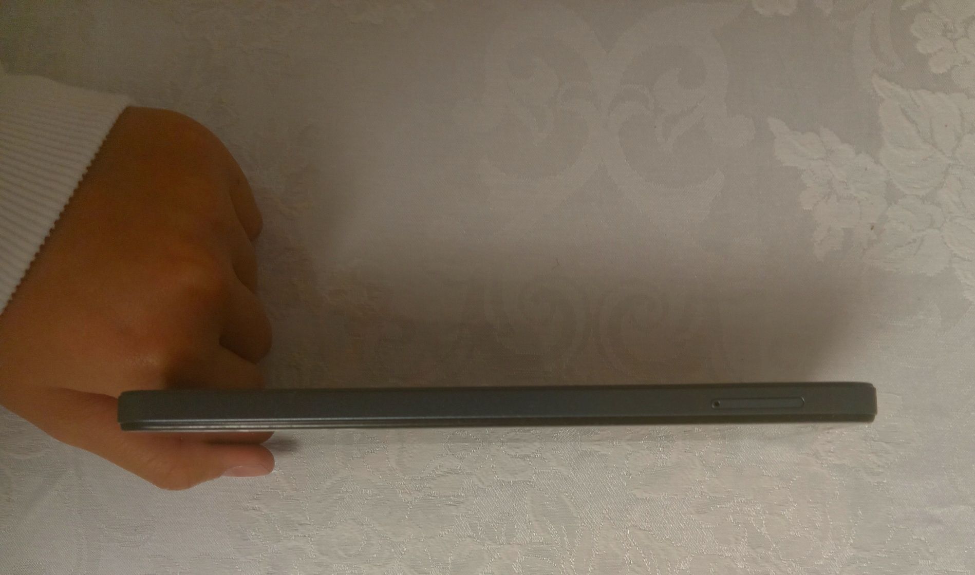 Телефон Tecno Spark 20 c