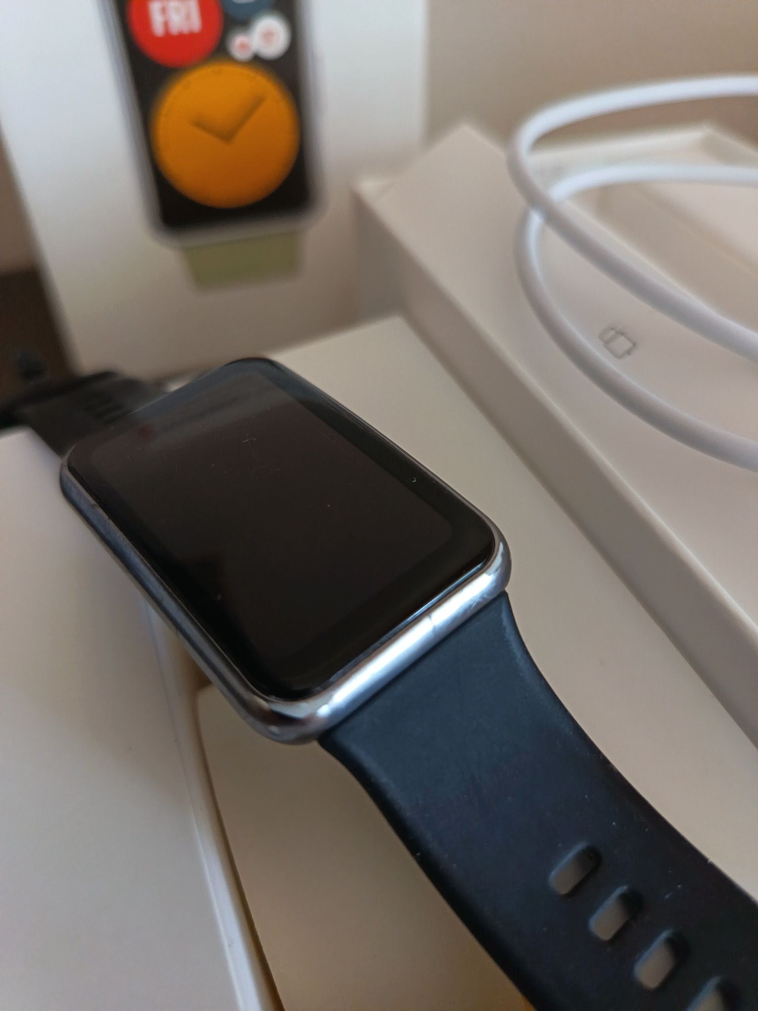 Смарт часовник Huawei fit B09