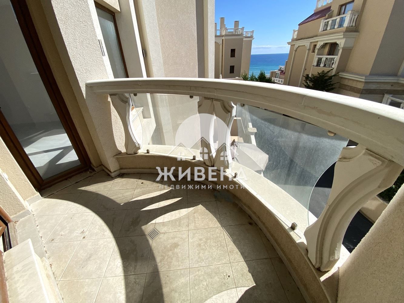 Продава 3-стаен апартамент, До ключ, м-т Кабакум, площ 115 кв.м