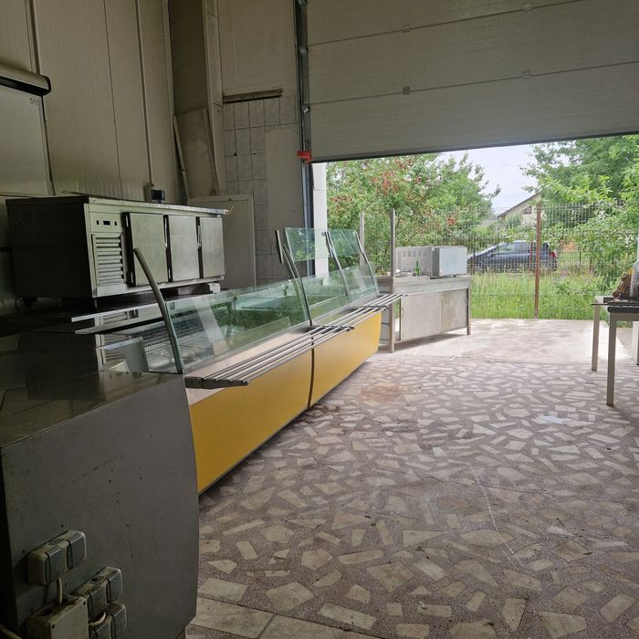 De vanzare 2 linii de autoservire