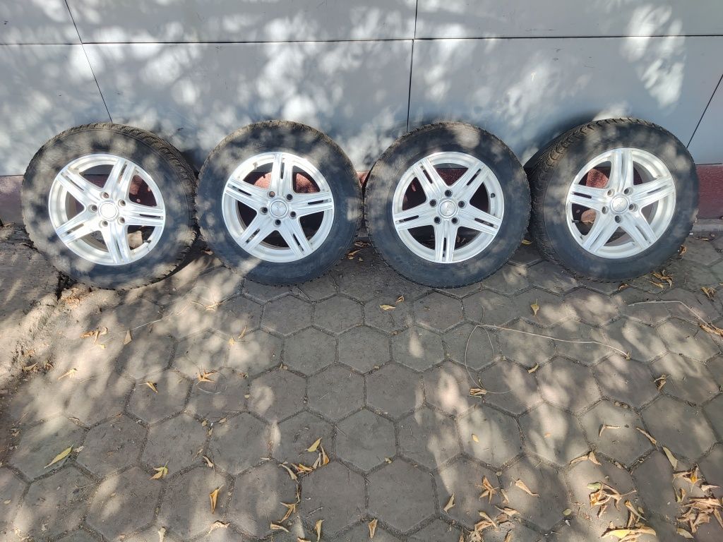 Диски  на Audi R15