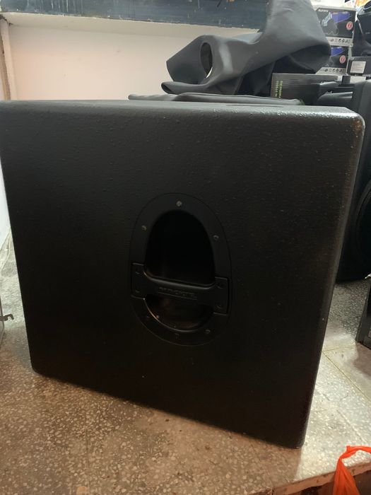 Активни бас каси Mackie SRS1500