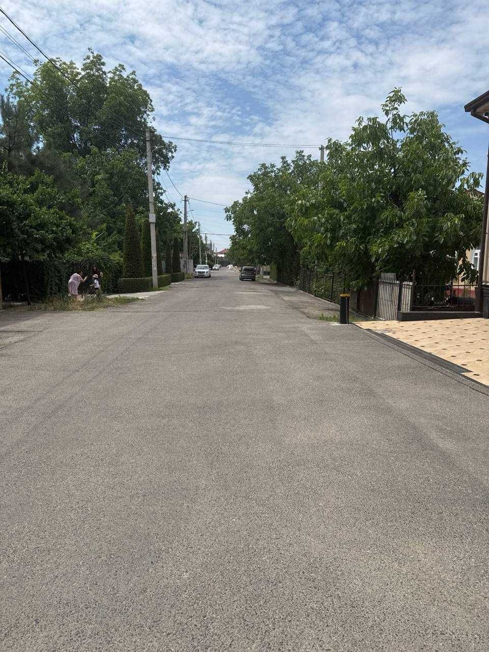 Продаётся участок Мирзо Улугбекский район ул Укитувчи 12соток Фасад20м