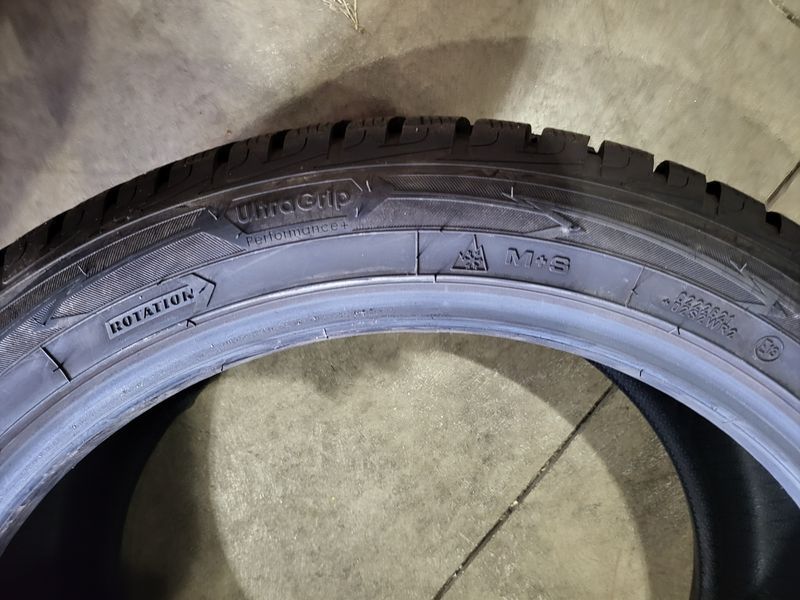255/45/20 GOODYEAR 4бр