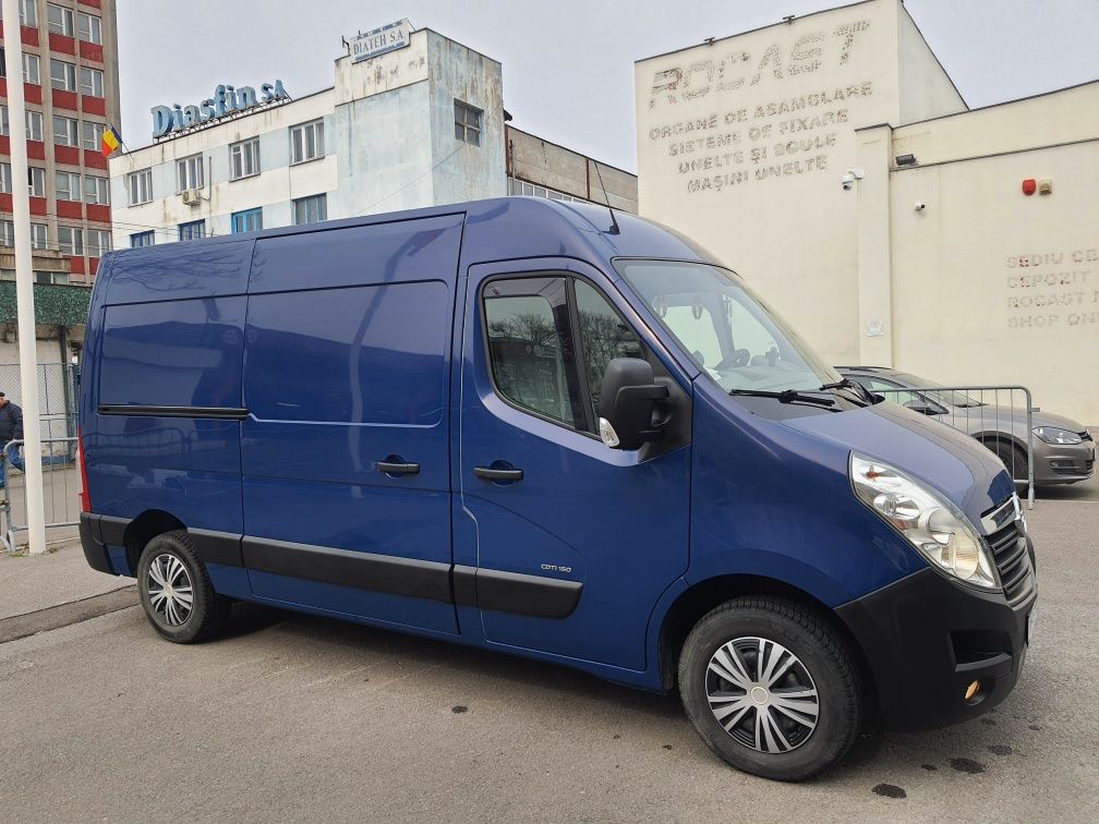 Vând Opel Movano