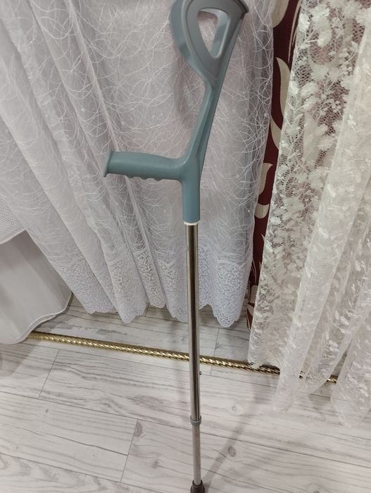 Костыли 2шт в отличном состояни не пригодились