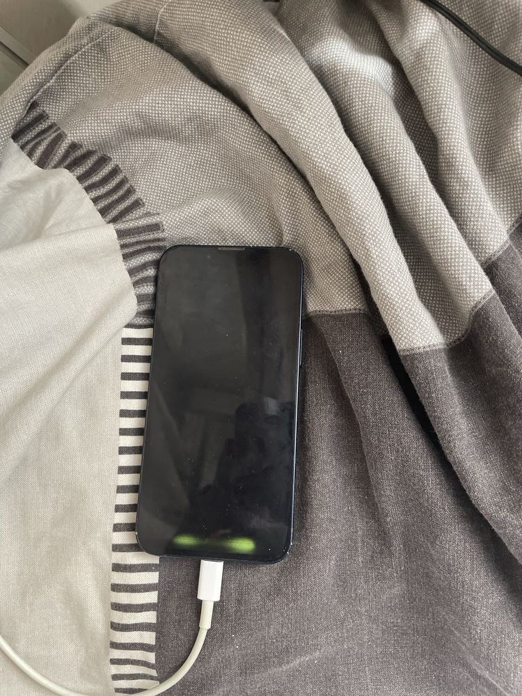 Iphone 13 mini с проблем