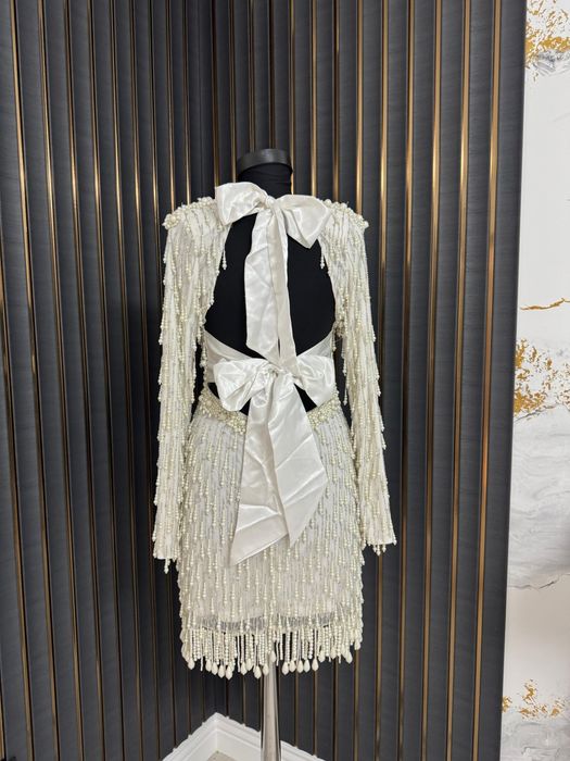 Vând rochie ASOS ,tip bijuterie