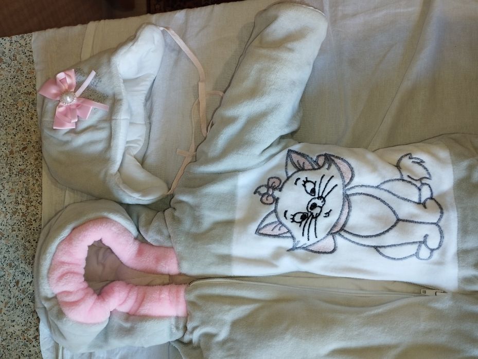 Продам зимний конверт на выписку