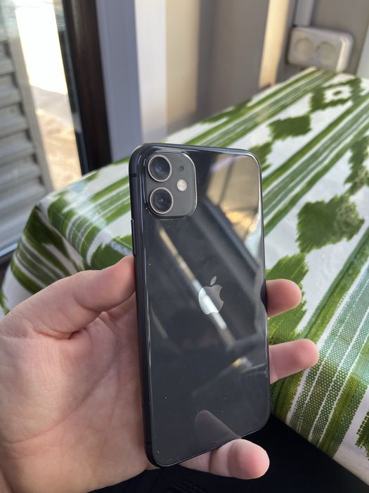 Iphone 11 в хорошем состоянии без ремонт