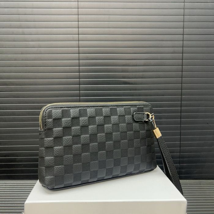 Клъч Louis Vuitton