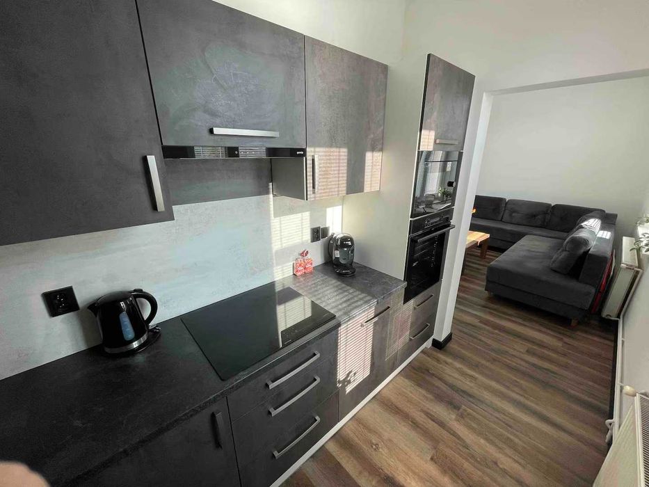 Дава се под наем Двустаен апартамент в София, Лозенец - 70 кв.м за 700 € - Снимка #3