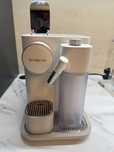 Espressor Nespresso Gran Lattissima alb