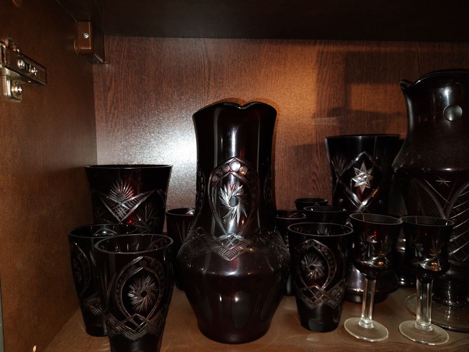 obiecte din rubin , vând la grămadă