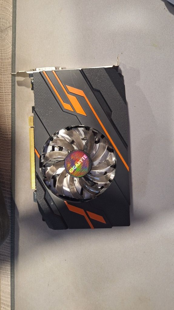 Видео Карта Nvidia GT 1030 gigabyte 2GB