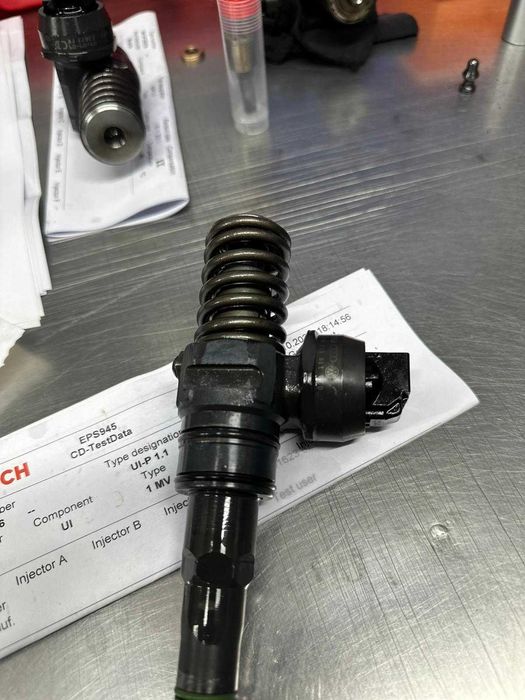 Рециклирани помпа Дюзи Bosch:/AUDI/SKODA/SEAT/VW/FORD