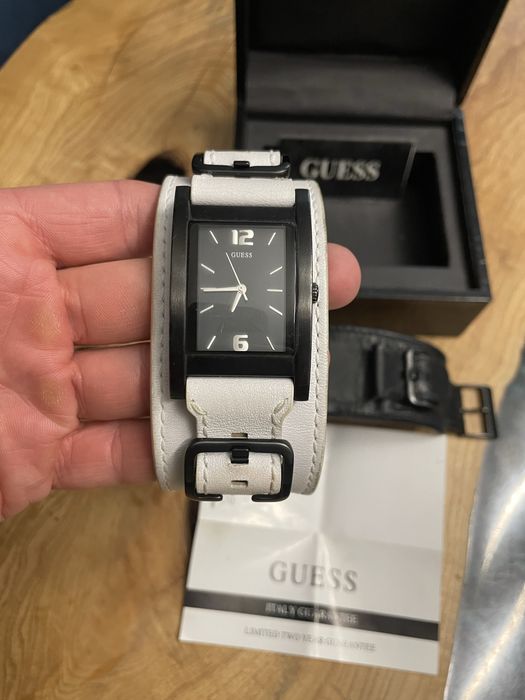 Мъжки часовник Guess