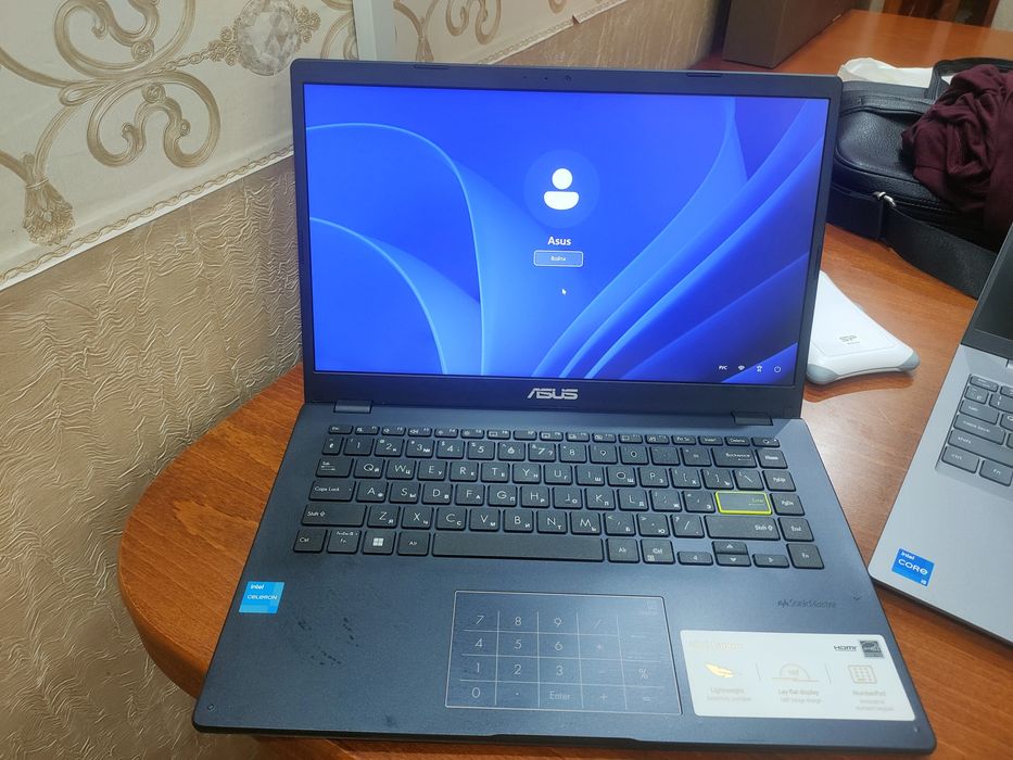 Продам ноутбук Asus