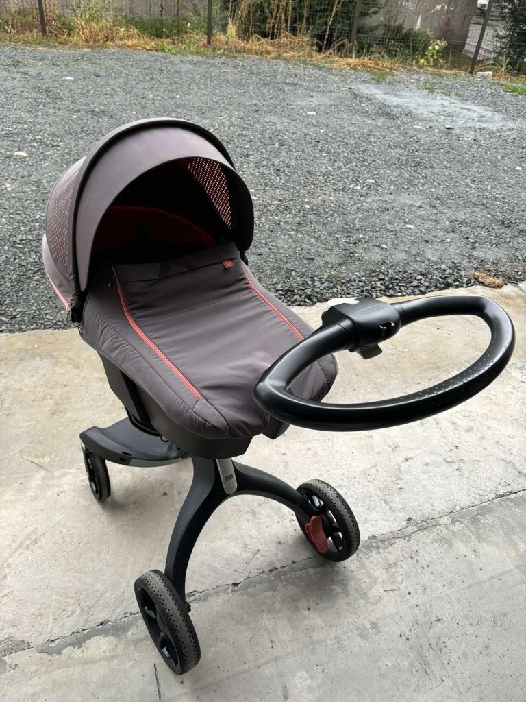 Carucior bebe Stokke Xplory v5 roz-gri