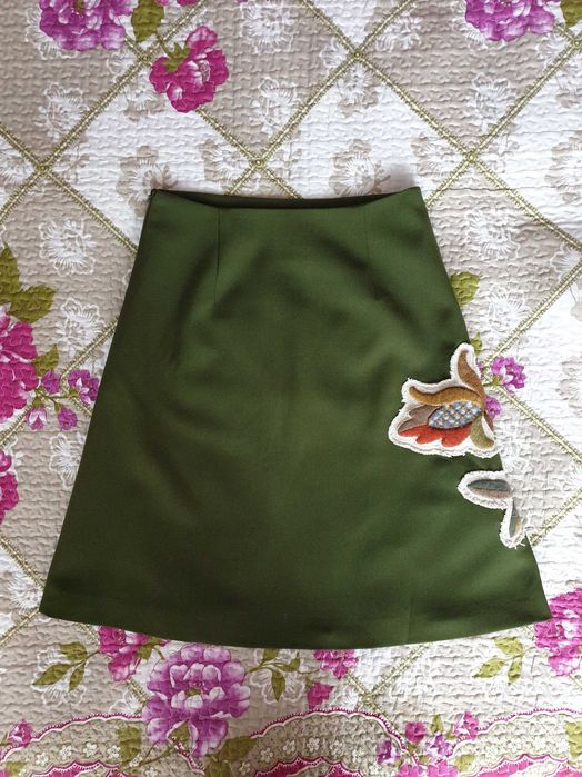 Fusta verde camasa florala