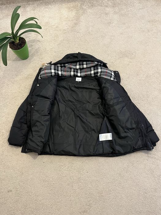 Geaca burberry neagra