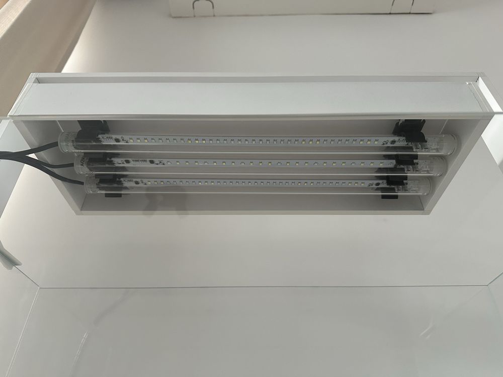 Аквариум AquaEL UltraScape 60, шкаф и осветител - бели, чисто нови