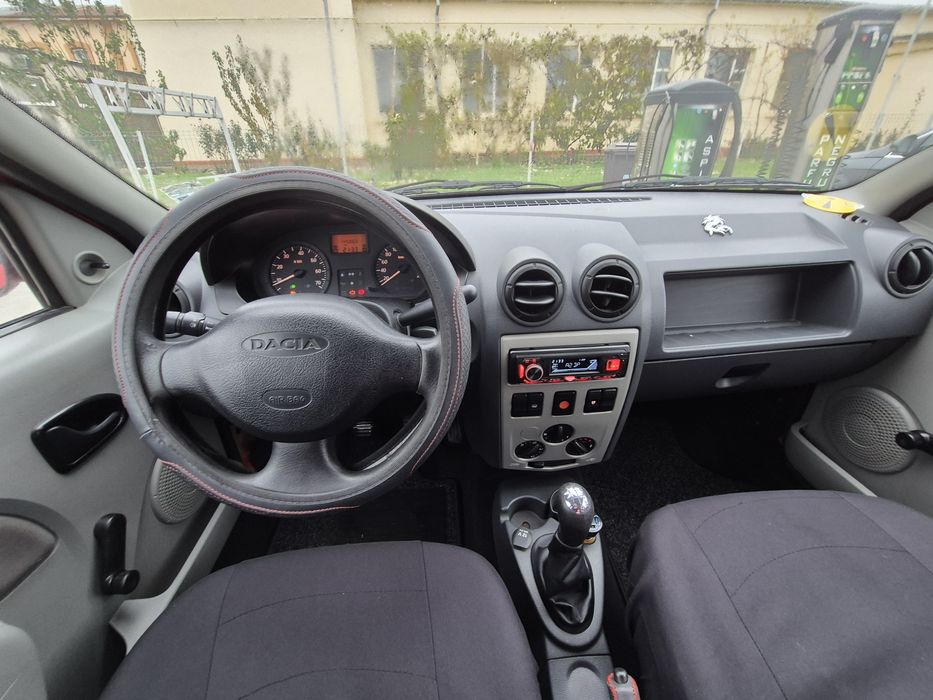 Dacia Logan 1.4 Benzină - An 2007