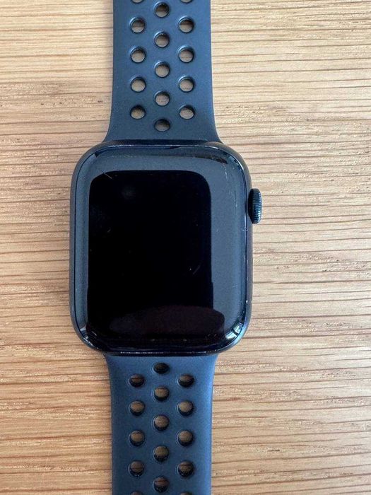 Apple Watch Series 8 45 mm.