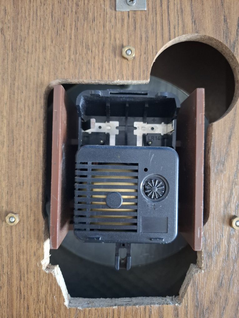 Ceas de perete cu pendul Hermle