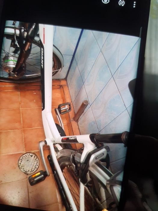 Bicicleta electrica  Giant din aluminiu