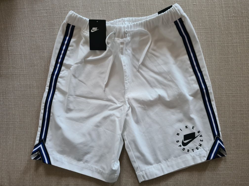 Pantaloni scurti Nike dama L / XL sport retro