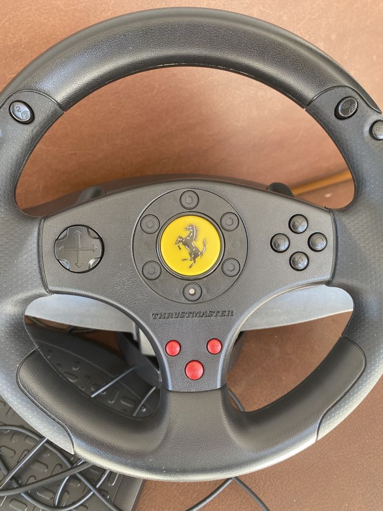 Volan gaming ferarri