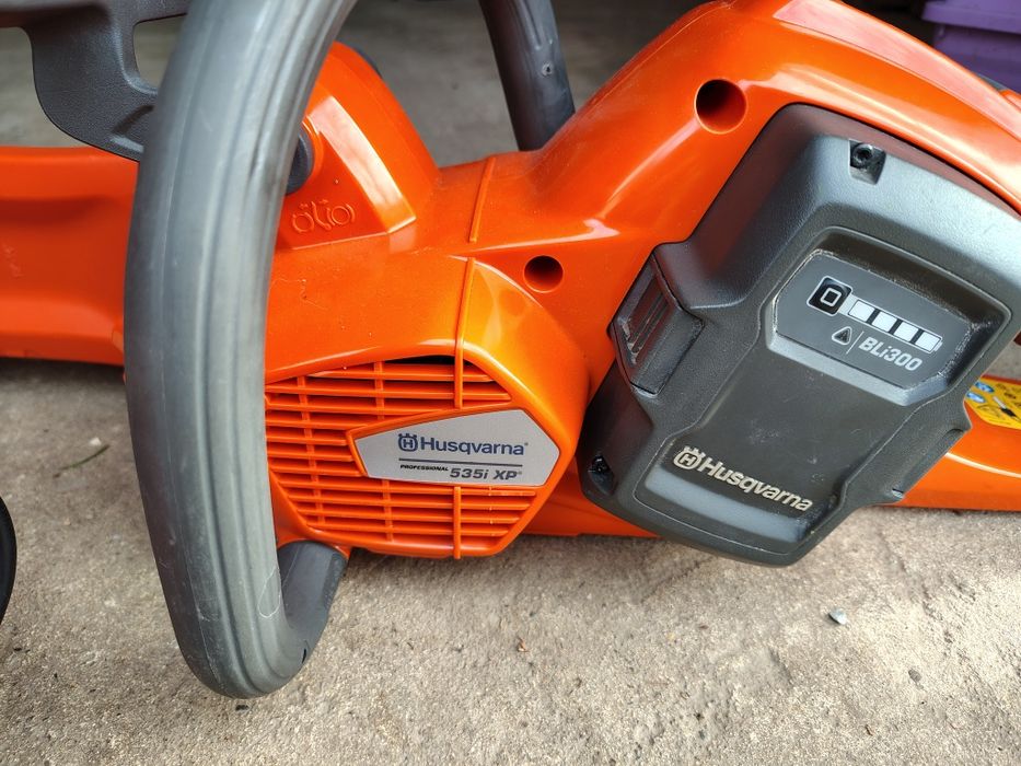 Husqvarna drujba pe acumulator