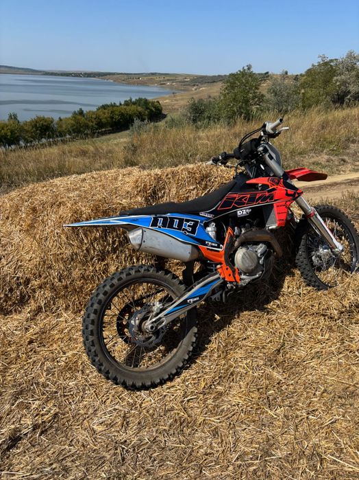 Vând ktm sxf 450 2023 cu 2 mape putere