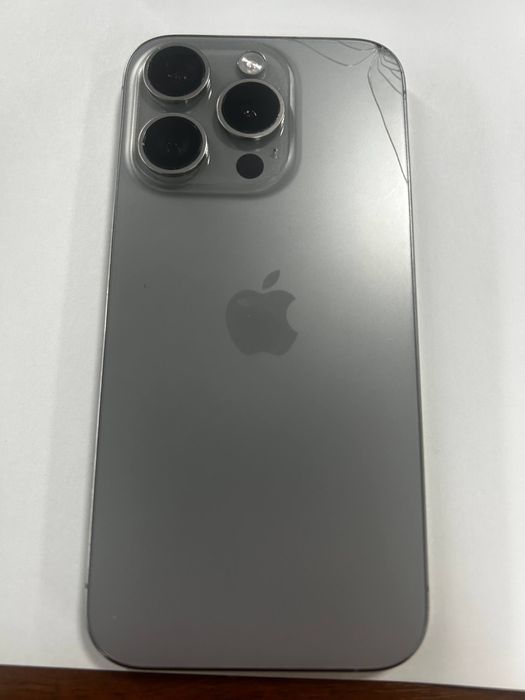 Iphone 15 про 128GB среднее состояние