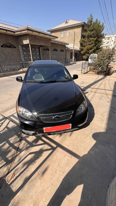 Gentra 2021 qora 3 poz