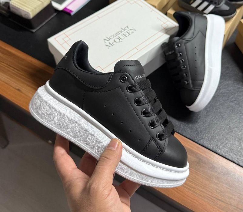 Adidași copii Alexander MQ