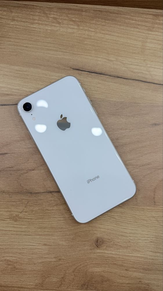 Iphone XR, 128 ГБ, 79% АКБ, IOS 14.8