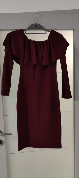 Rochie eleganta grena.