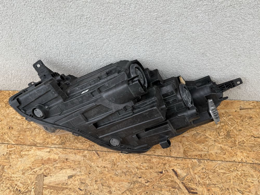 Far dreapta Ford Kuga 3 LED 2020+ Original Europa