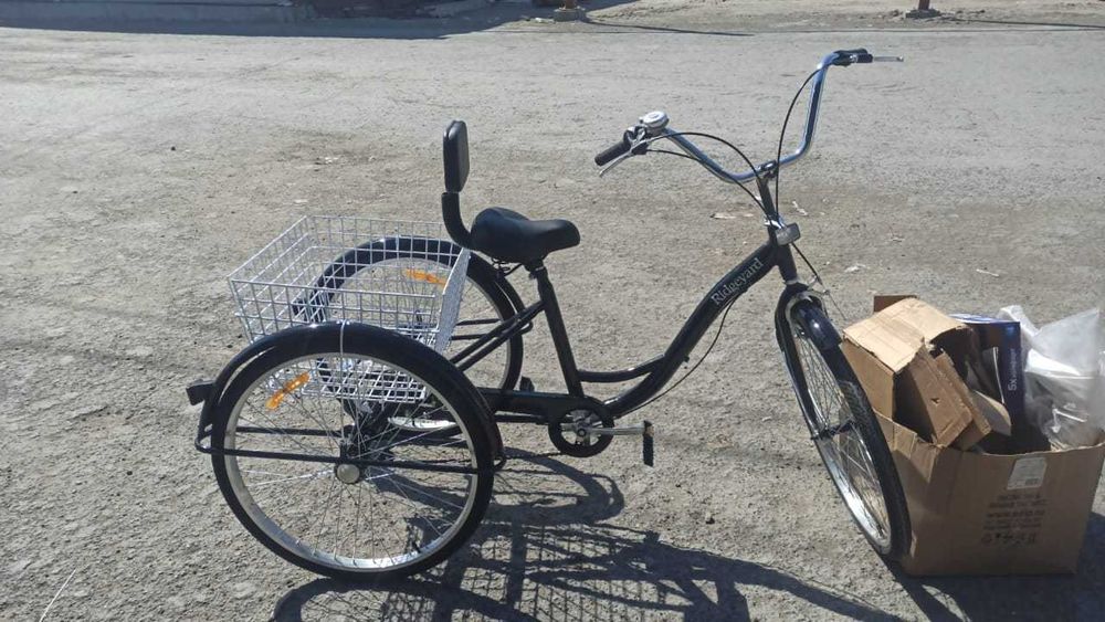 Продам велосипед трехколесный взрослый.