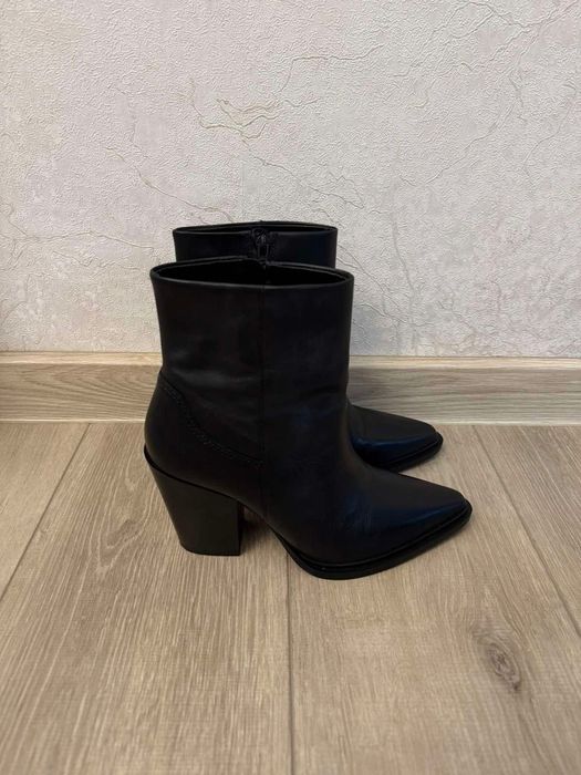 Дамски боти Zara