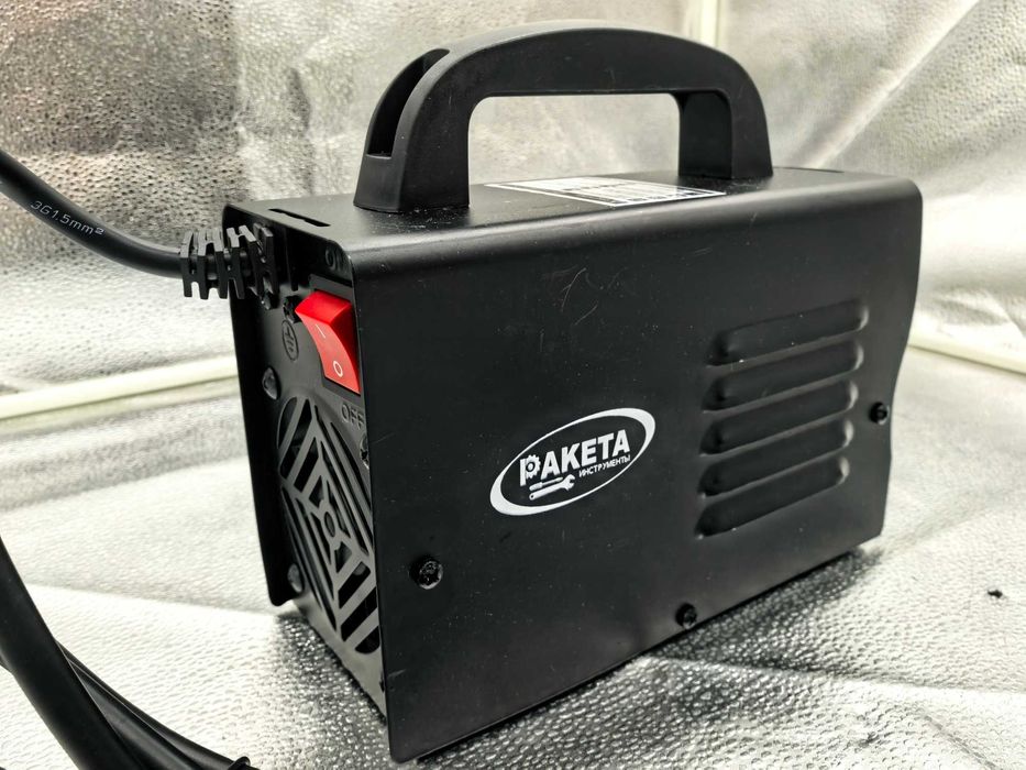 Aparat sudura inverter Raketa - 329 lei
