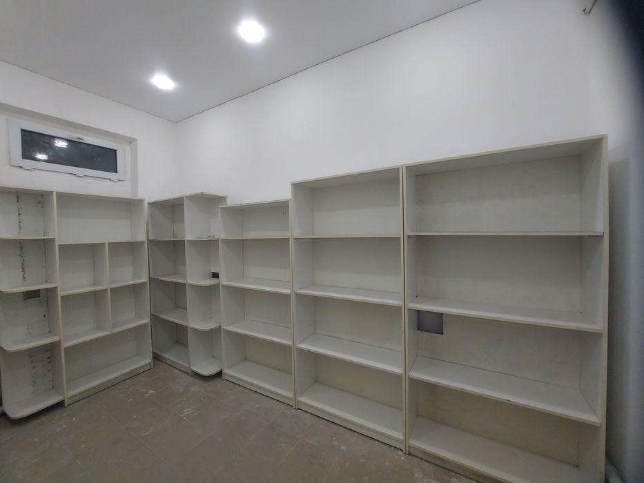 Срочно продам шкафы