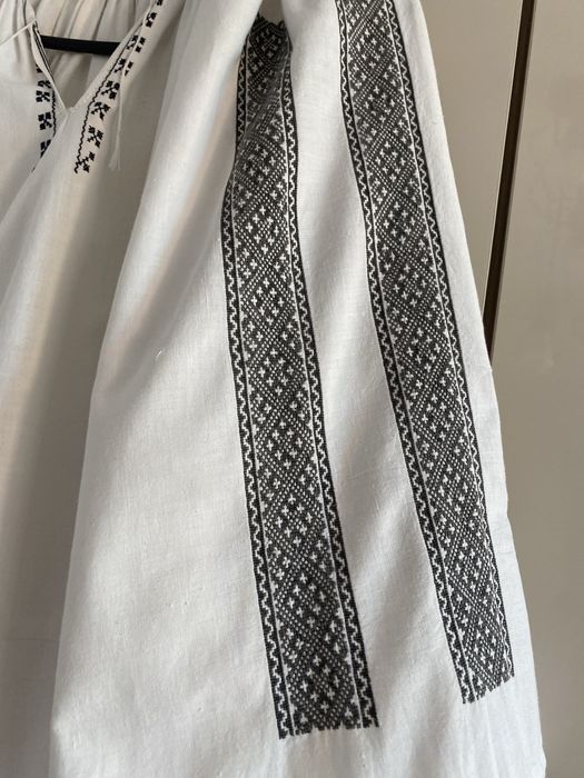 Ie veche lucrata manual marunt